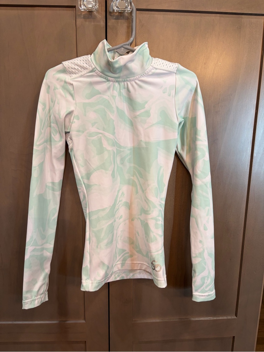 Girls Long Sleeve Mock Neck Skating Top in Mint Swirl